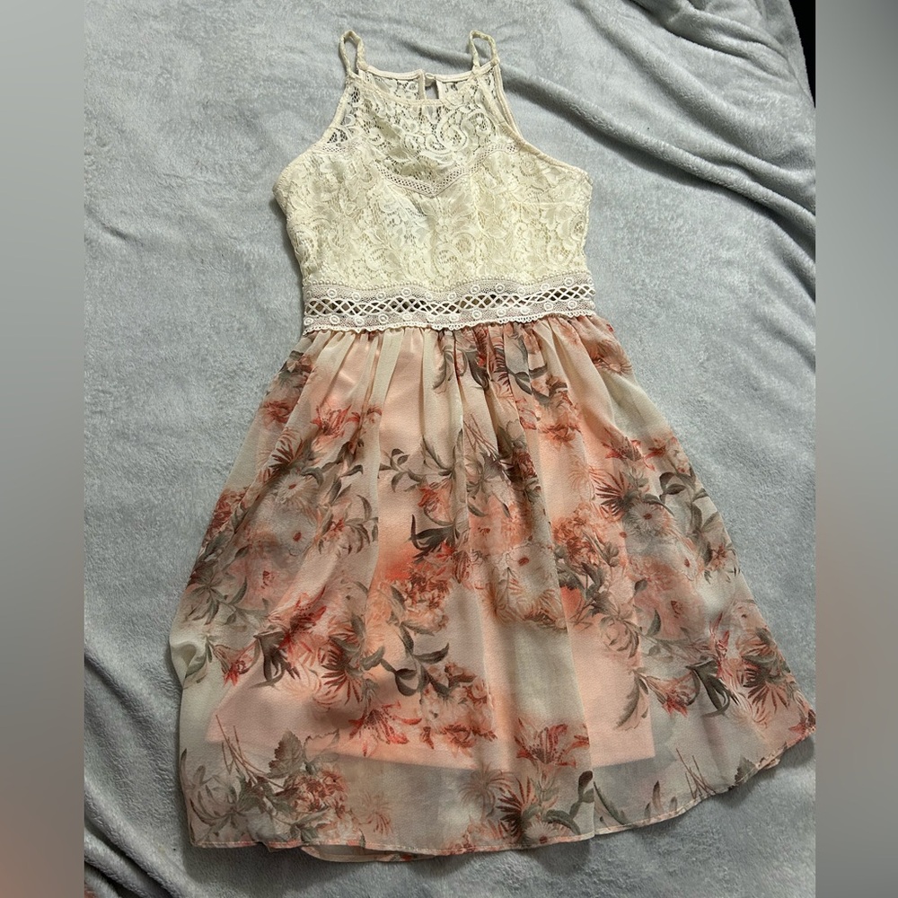 Women’s floral dress